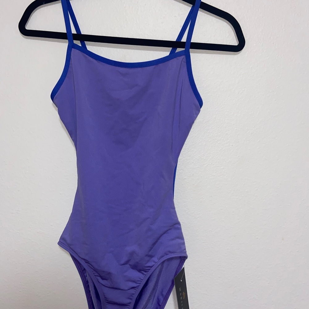 MARIIA LEOTARD